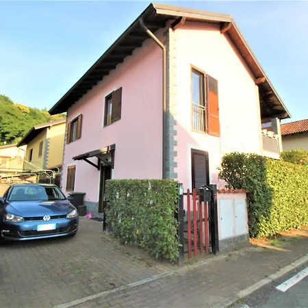 Rainbow House On Lake Orta With Parking And Private Garden