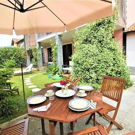 Rainbow House On Lake Orta With Parking And Private Garden Miasino