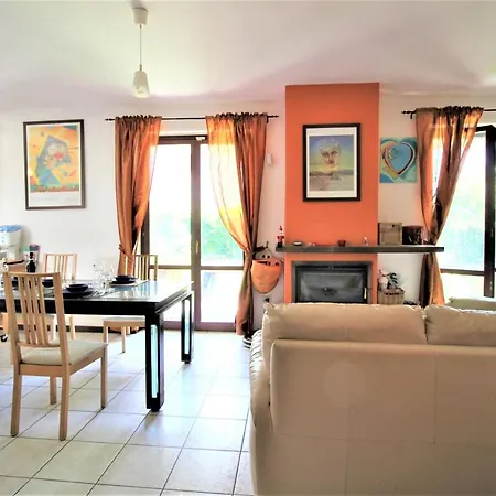 Rainbow House On Lake Orta With Parking And Private Garden Prázdninový dům Miasino