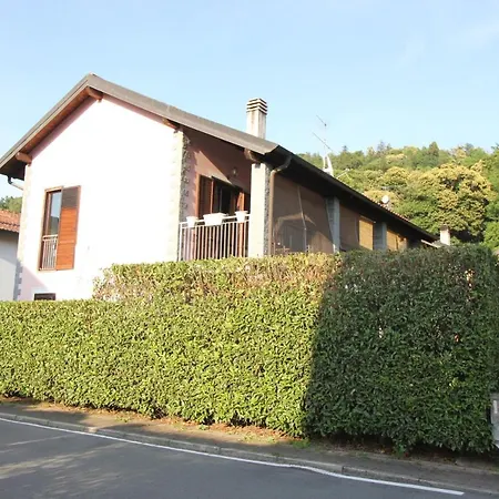 Rainbow House On Lake Orta With Parking And Private Garden Miasino