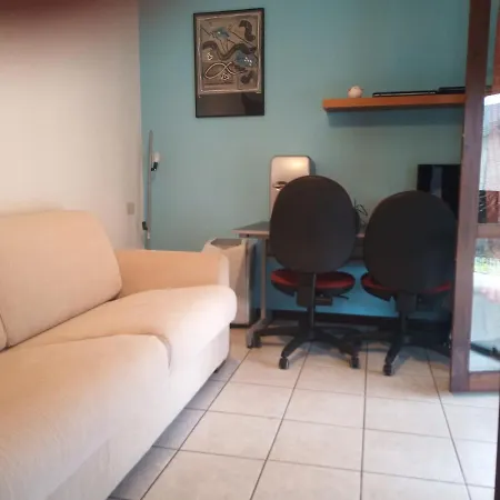 Rainbow House On Lake Orta With Parking And Private Garden *